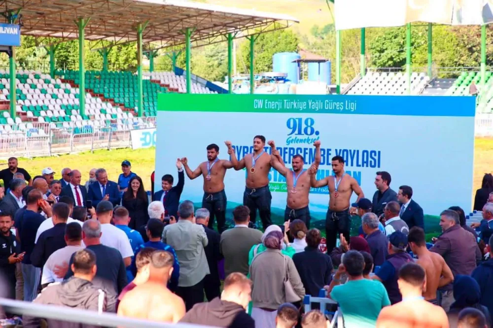 918. AYBASTI PERŞEMBE YAYLASI GÜREŞLERİ COŞKUYLA GERÇEKLEŞTİ