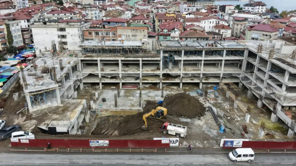 MİLLET DÜZÜ’NDE DÖNÜŞÜM SÜRÜYOR