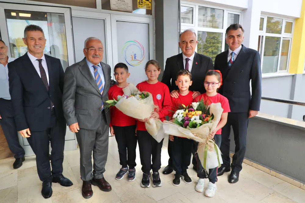 Vali Erol, İlköğretim Haftası Açılış Programına Katıldı
